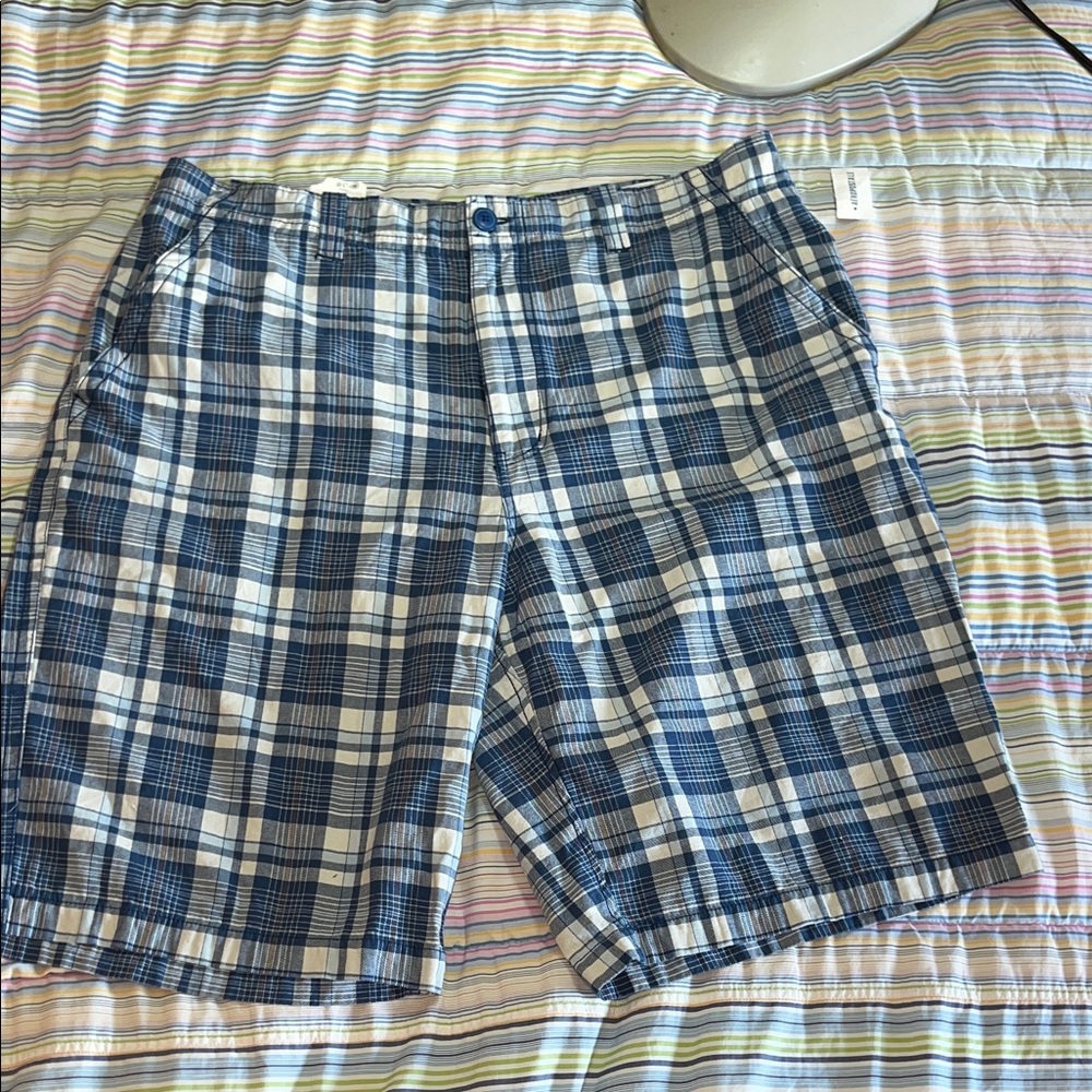 Aeropostale Vintage 1987 Navy and White Checkered Men's Shorts 40 NWT